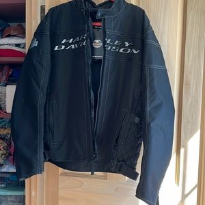 Men’s XL Harley Davidson jacket